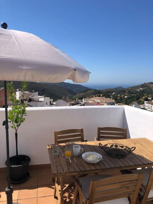 La Casa Alhambra Apartment Ojen Ngoại thất bức ảnh